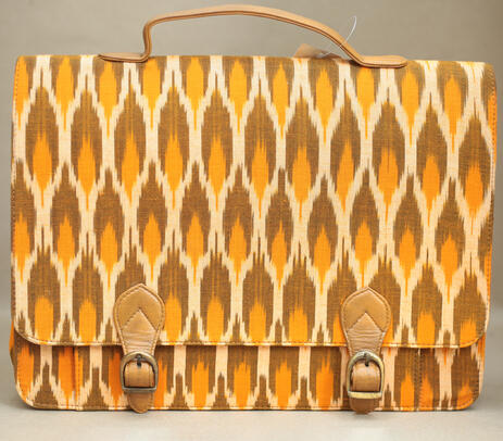 Block printed yellow 16-inch laptop bag