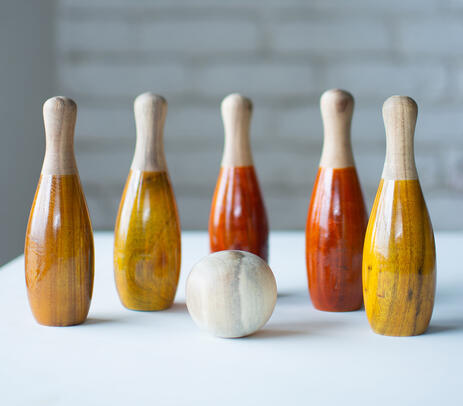 Teak wood bowling battle set