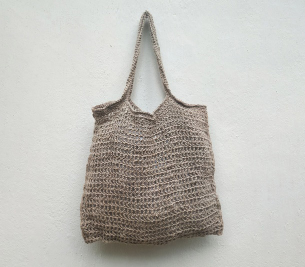 Jute macrame beach bag