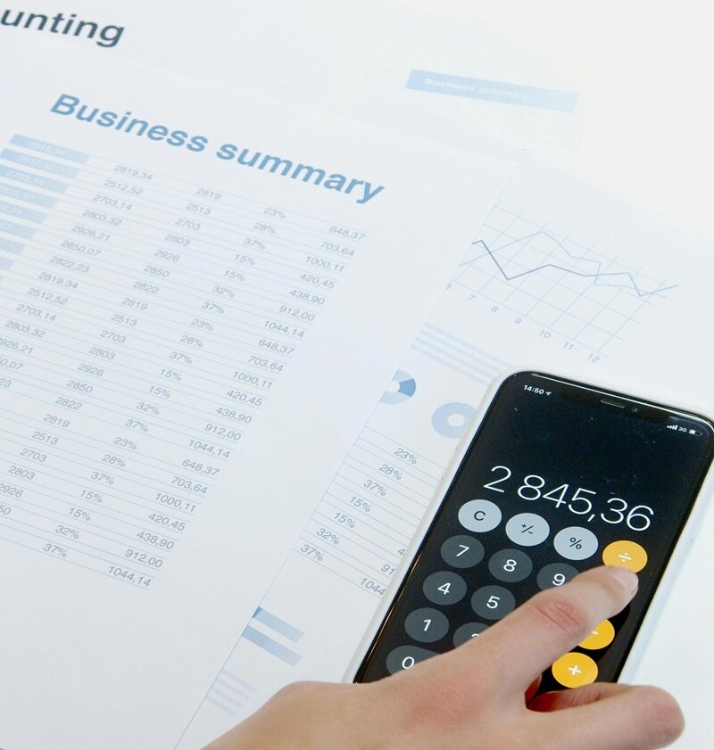 Calculating acounting data